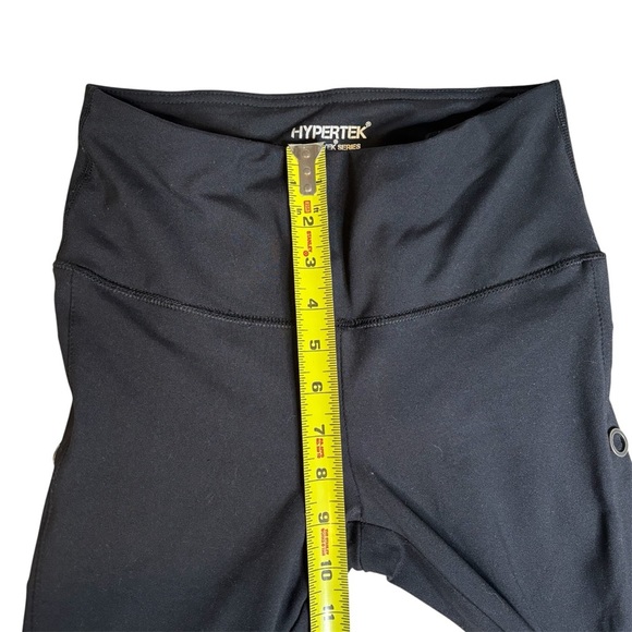 Hypertek Comfytek Series High-Waisted Leggings with Eyelet Detail Size Small - Picture 5 of 7